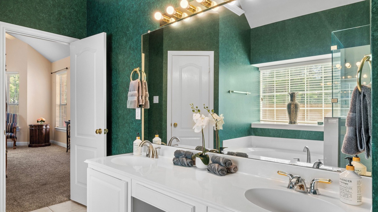 Photo of Bathroom in Murphy