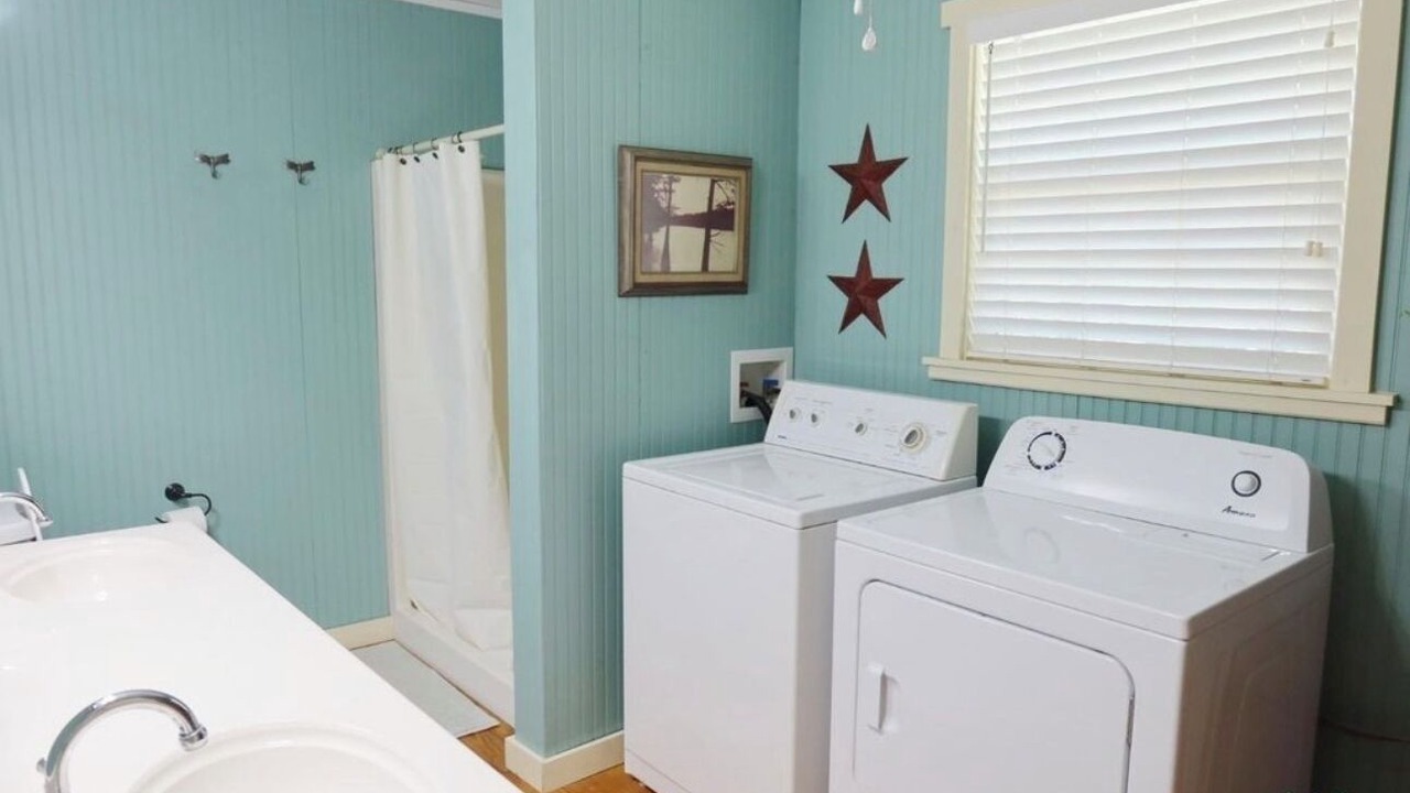 Photo of Bathroom in Marshall