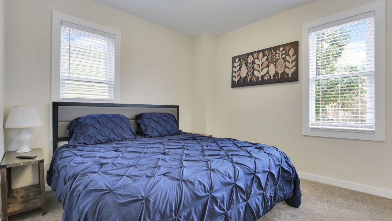 Photo of Bedroom in Franklin Park