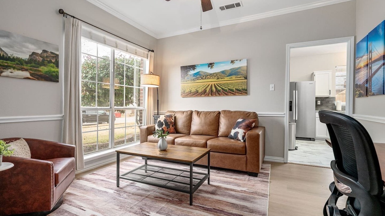 Photo of Livingroom in Keller
