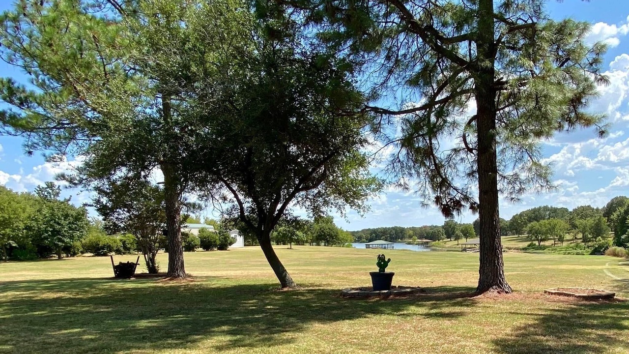Photo of Outdoor in Yantis