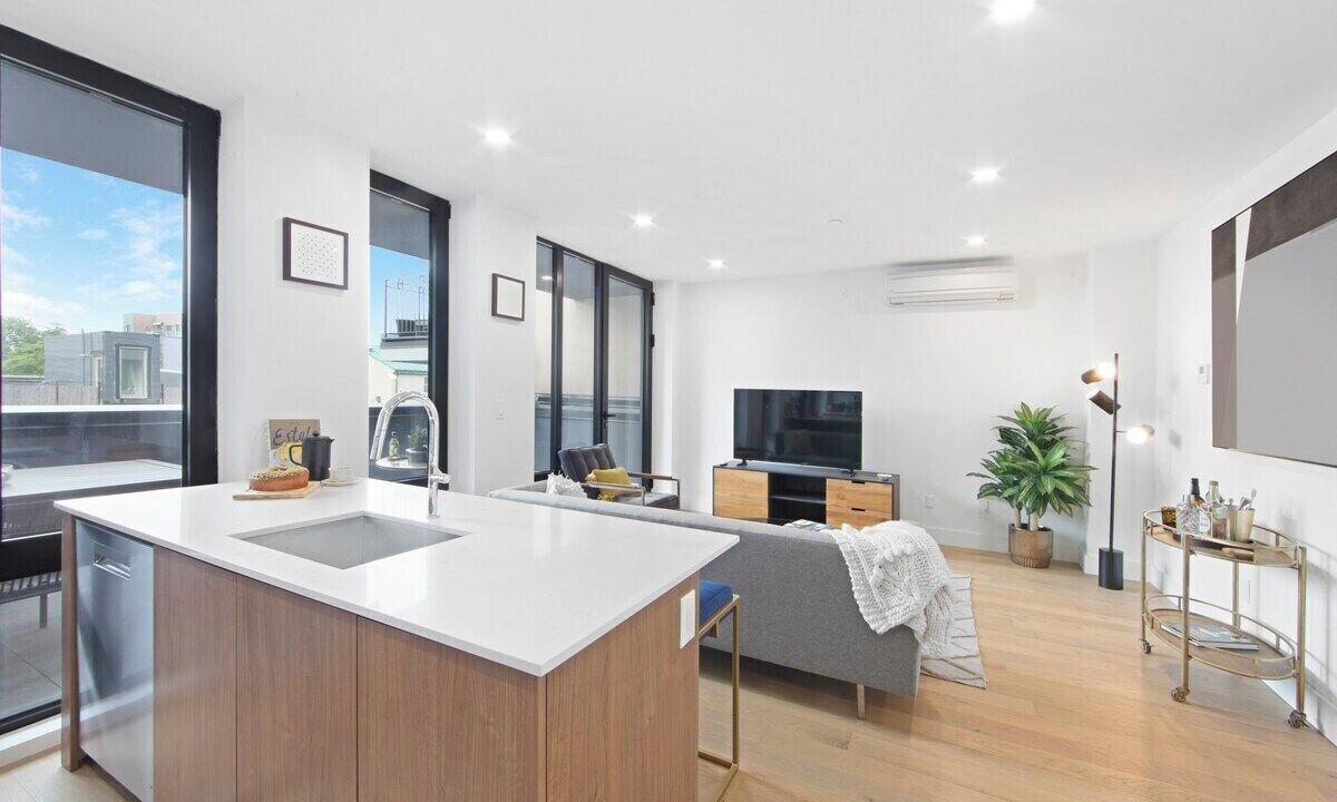 Photo of Livingroom in Greenpoint