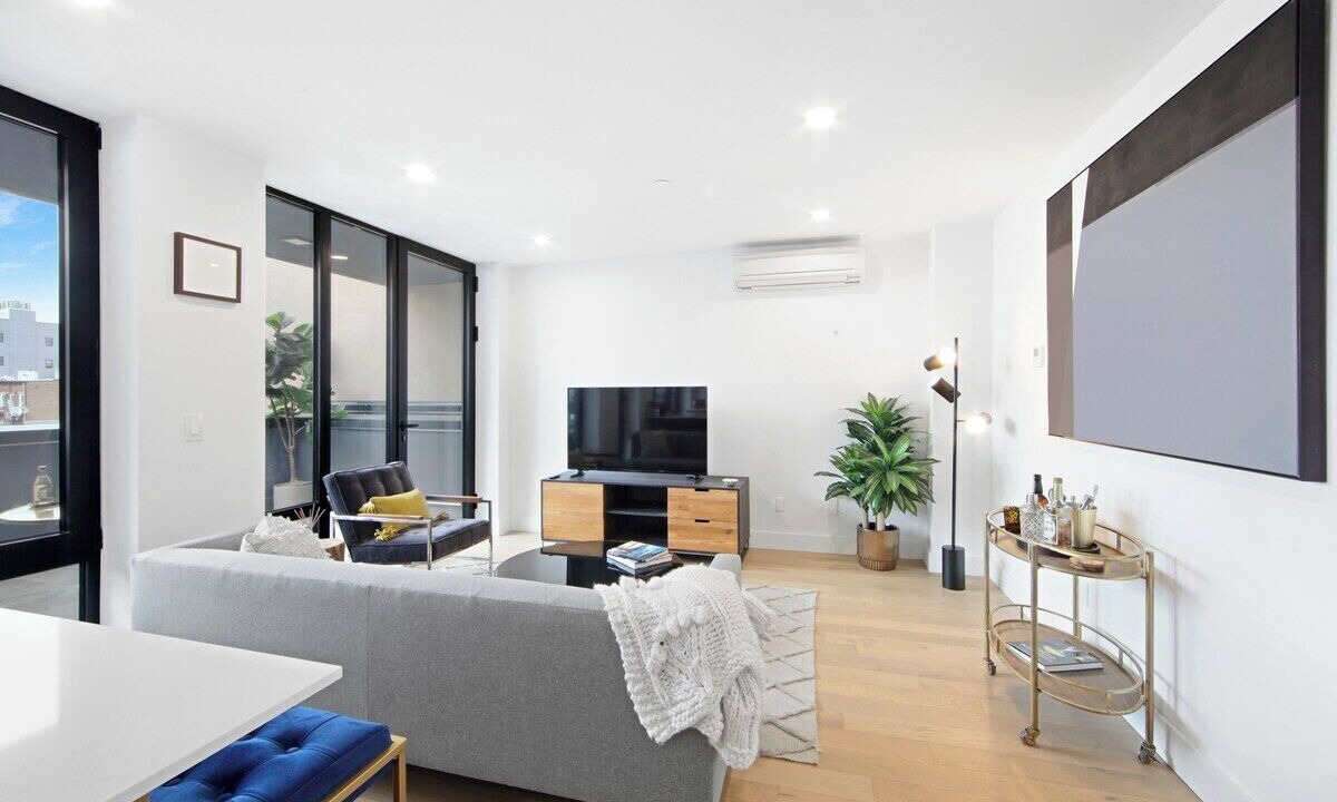 Photo of Livingroom in Greenpoint