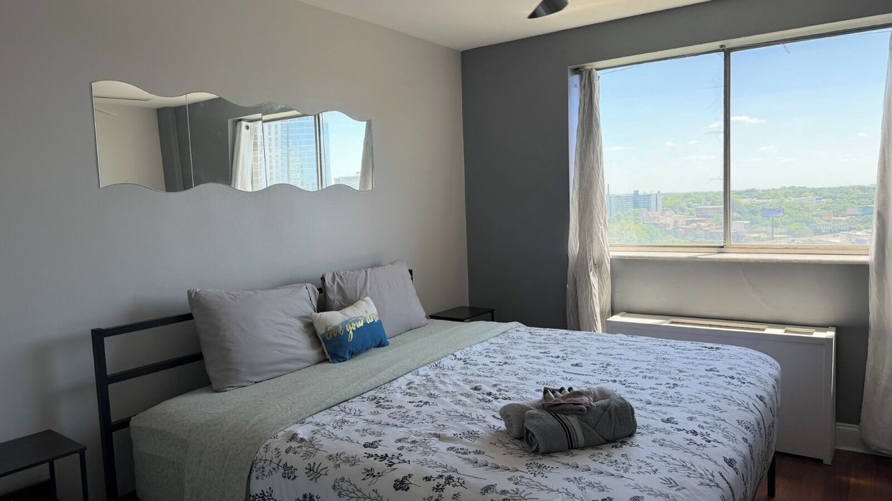 Photo of Bedroom in Downtown Atlanta