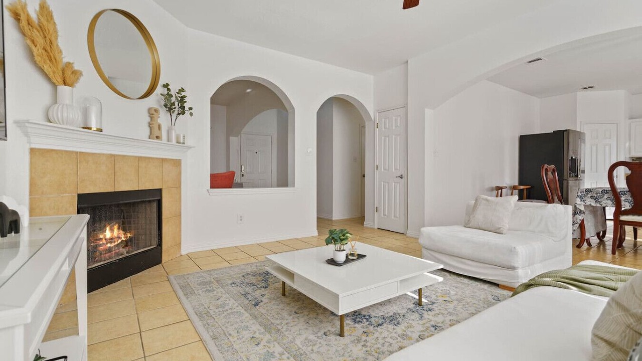 Photo of Livingroom in Manor