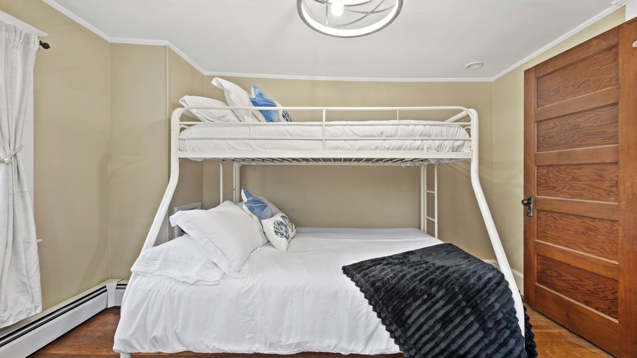 Photo of Bedroom in Milbridge