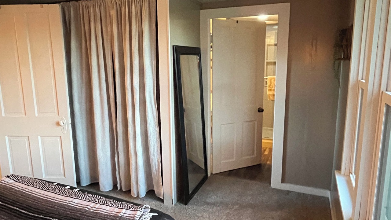 Photo of Bedroom in Osborne County