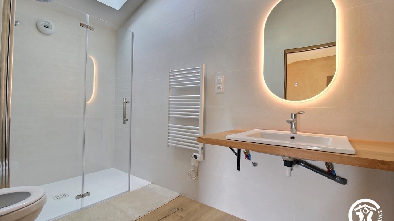 Photo of Bathroom in Questembert