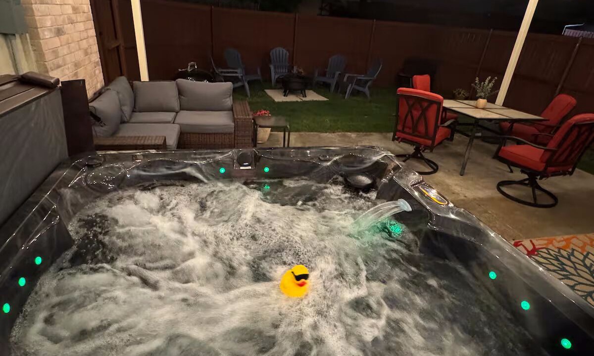 Photo of Patio Balcony in Garland