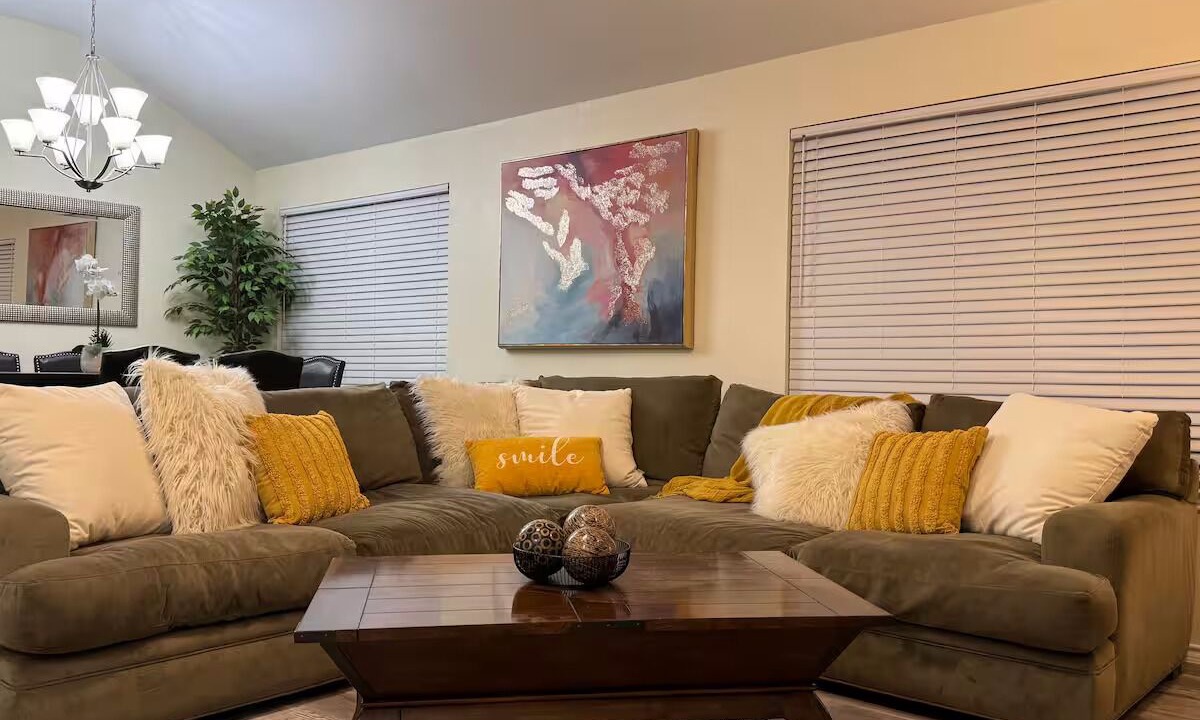 Photo of Livingroom in Garland