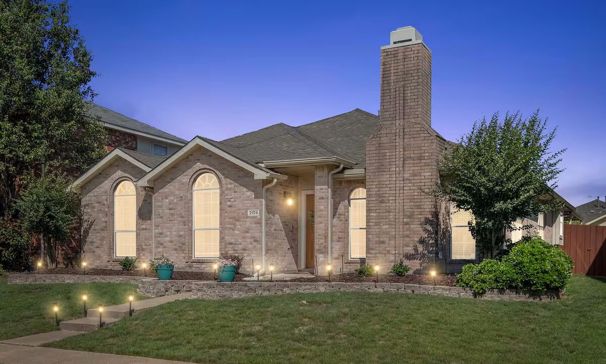 Photo of Outdoor in Garland