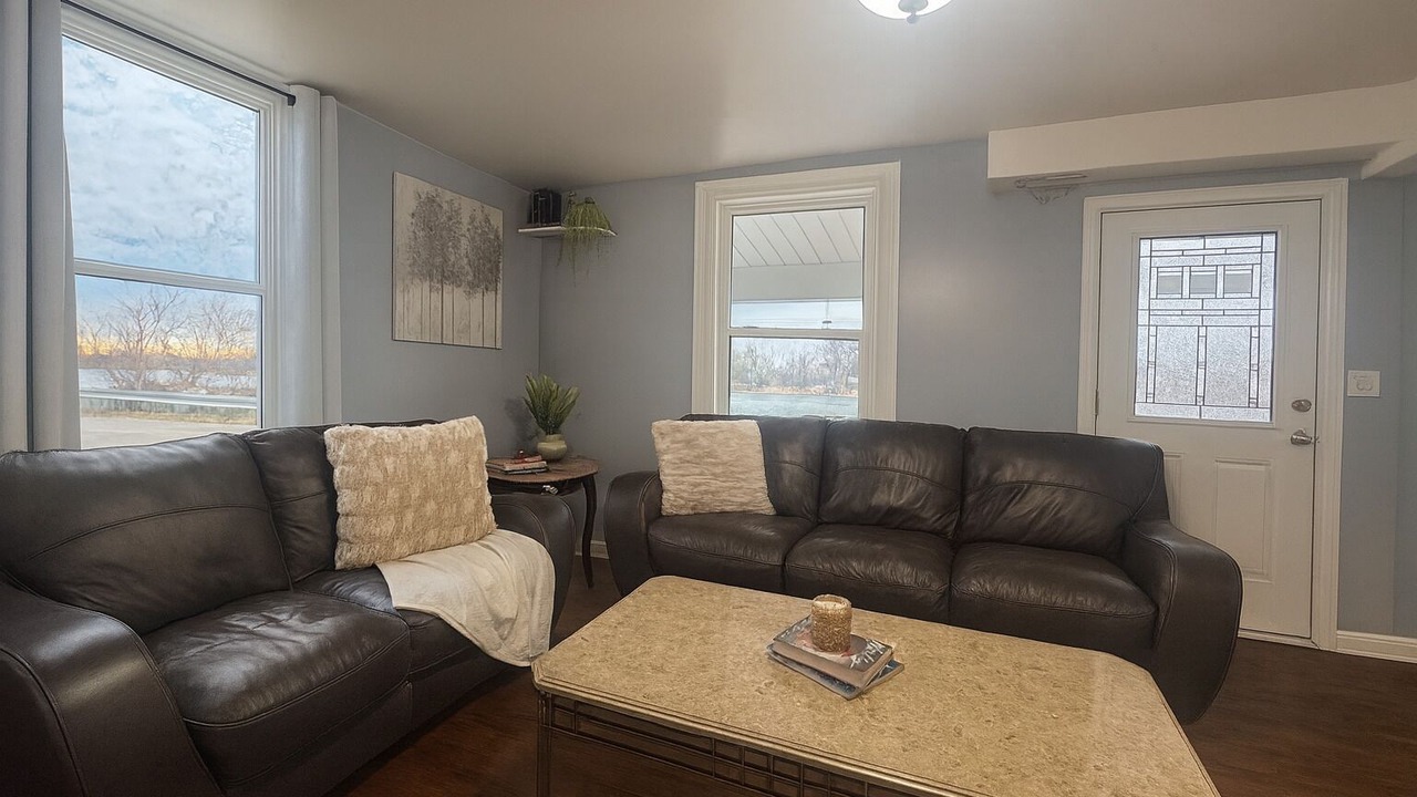 Photo of Livingroom in Dunnville