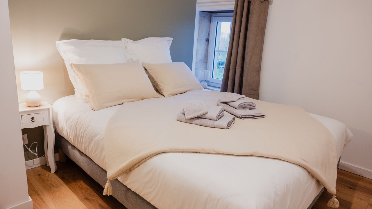 Photo of Bedroom in Saint-Jean-de-Beugne