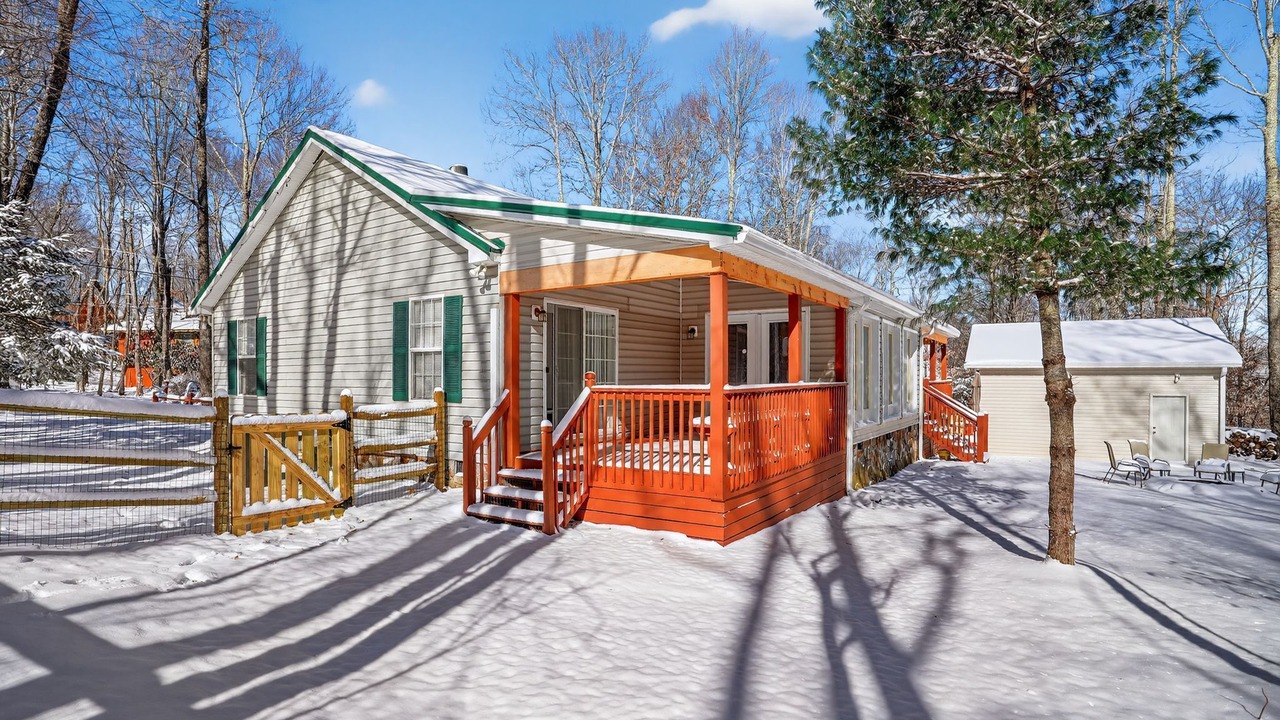 Photo of Outdoor in Charter Hills