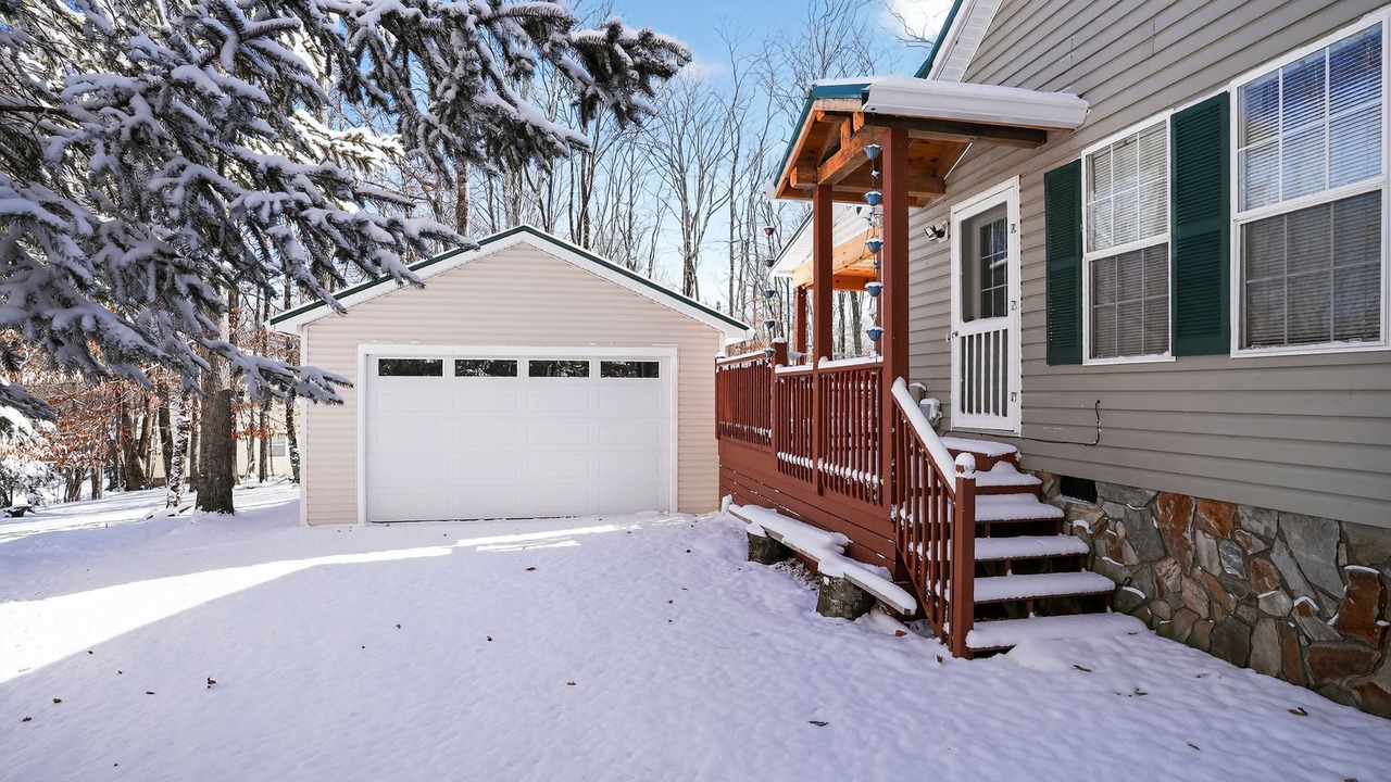 Photo of Outdoor in Charter Hills