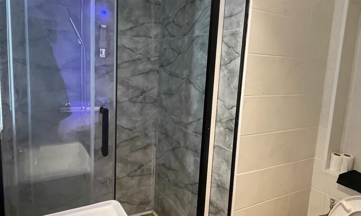 Photo of Bathroom in Calais