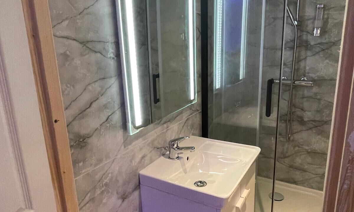 Photo of Bathroom in Calais
