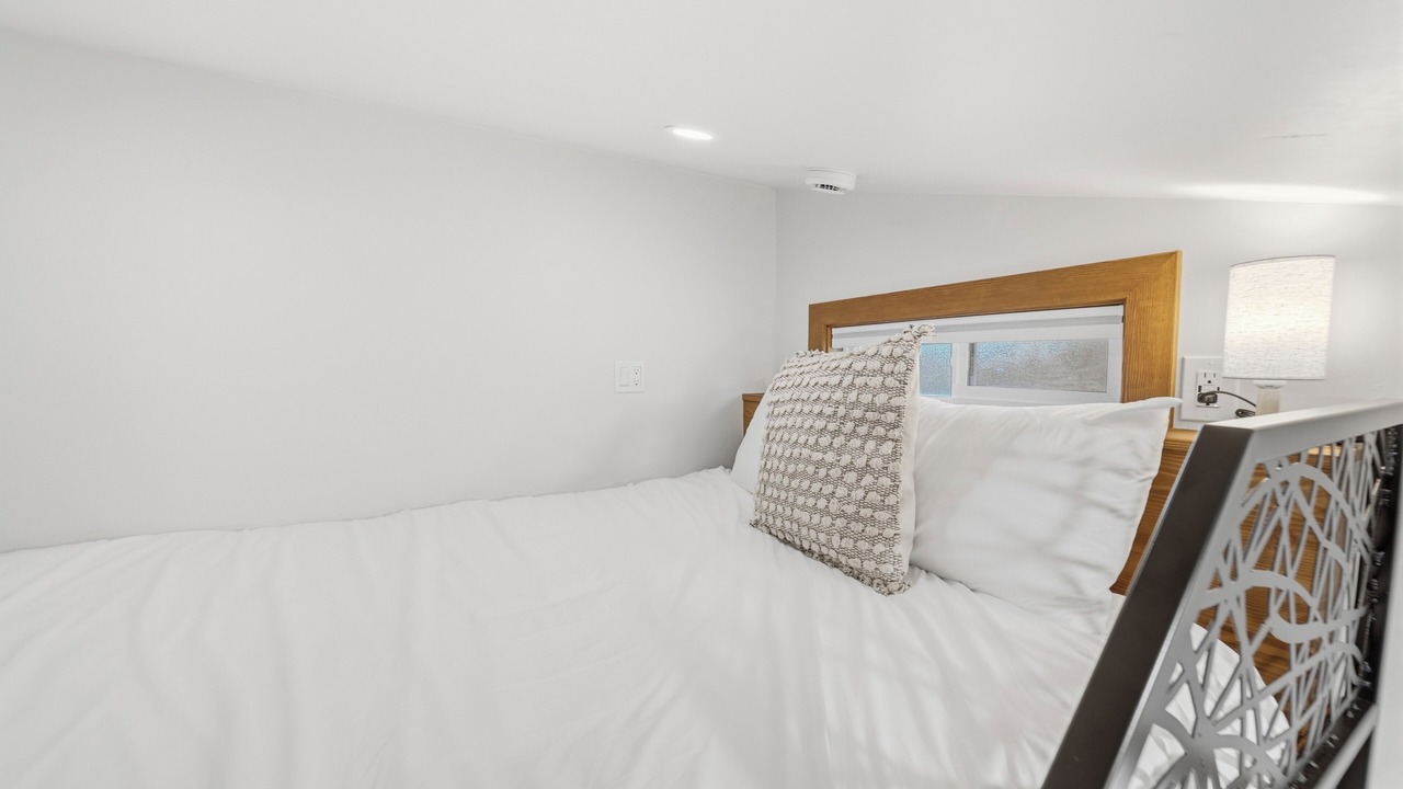 Photo of Bedroom in Mount Shasta