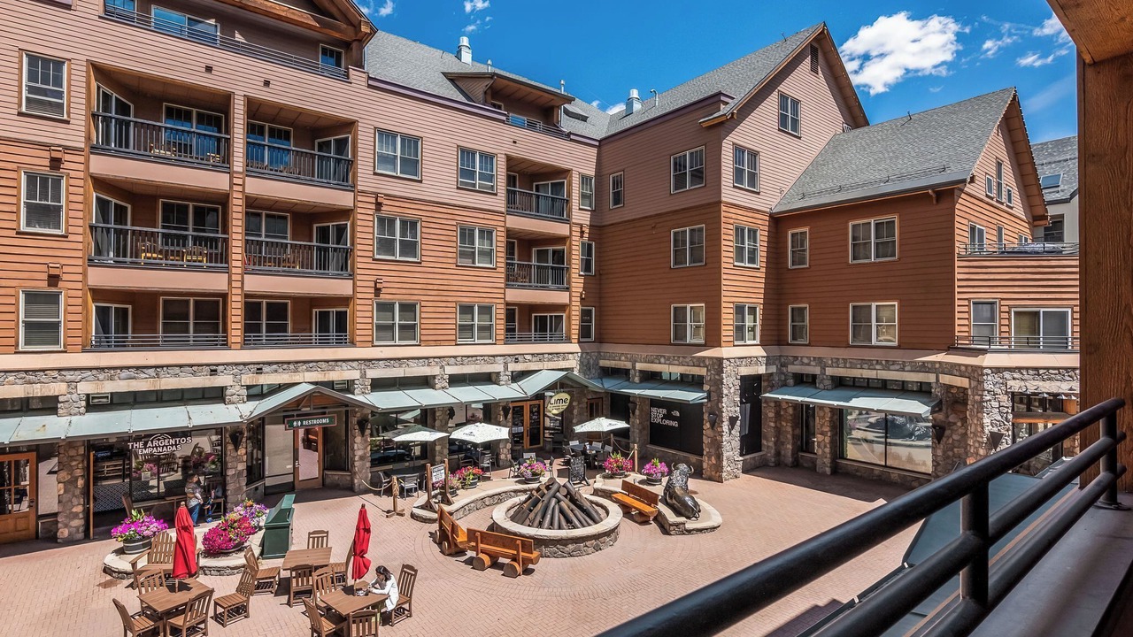 Photo of Outdoor in River Run