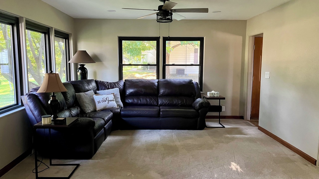 Photo of Livingroom in Mattoon