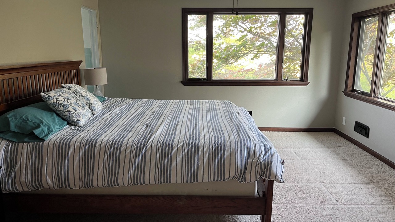Photo of Bedroom in Mattoon