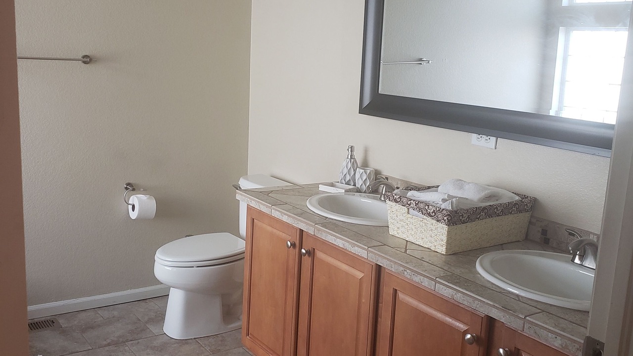 Photo of Bathroom in Green Valley Ranch