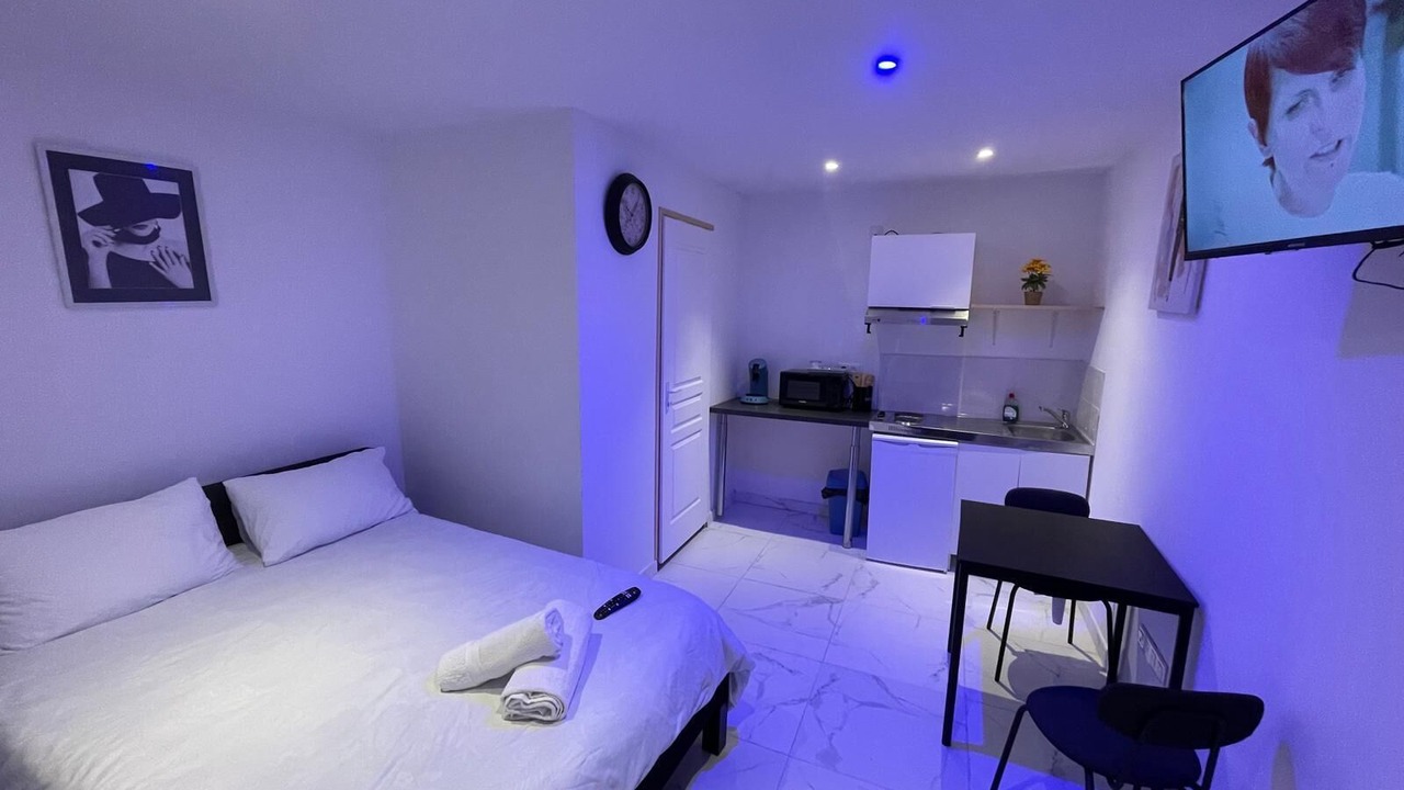 Photo of Bedroom in Calais