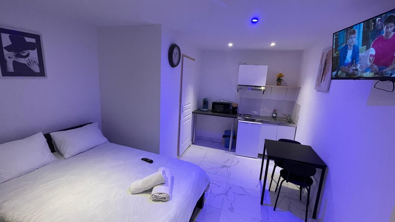 Photo of Bedroom in Calais