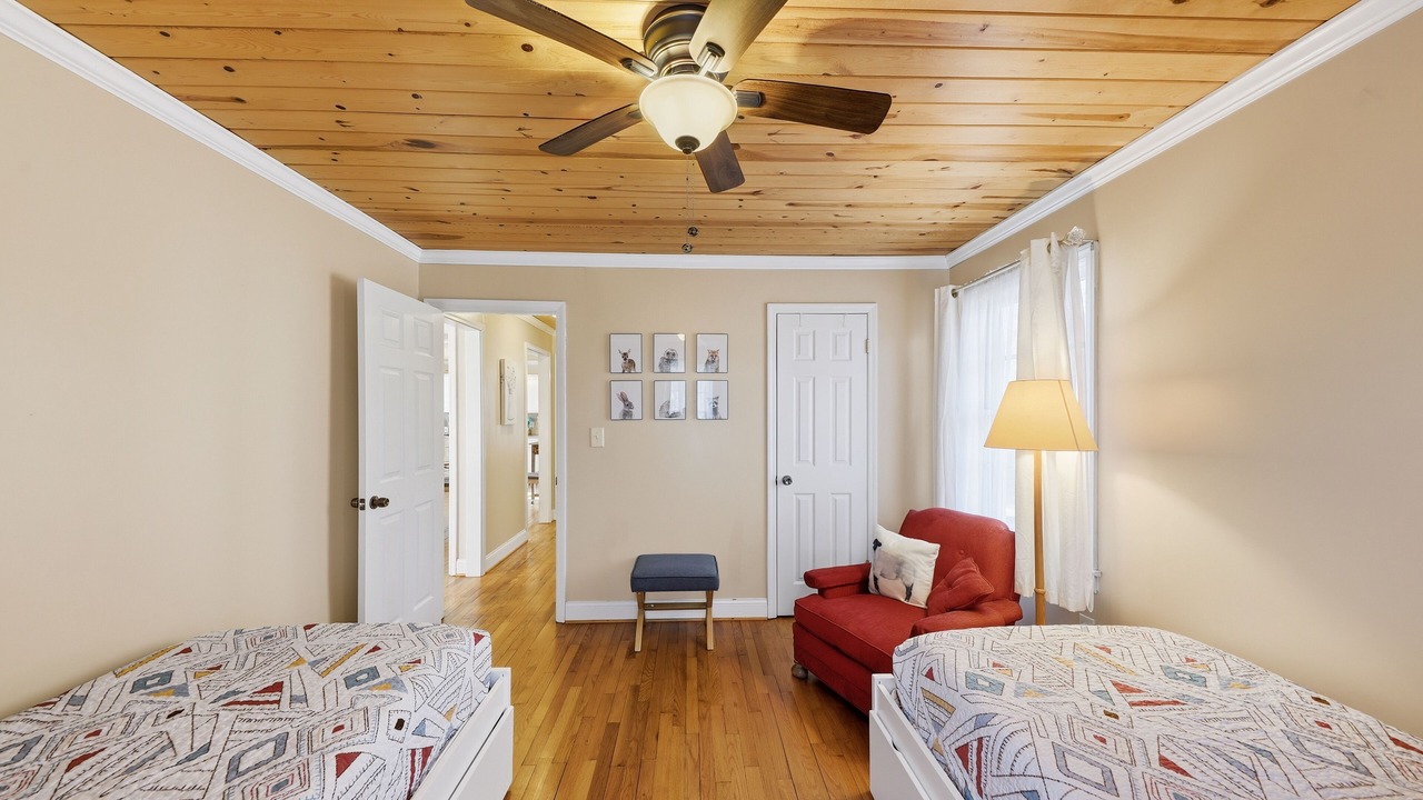 Photo of Bedroom in Helen