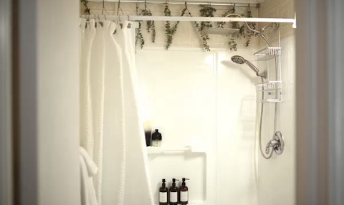 Photo of Bathroom in North Tonawanda