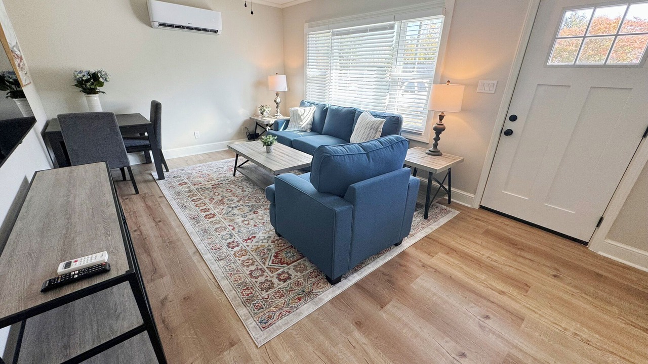 Photo of Livingroom in Danville
