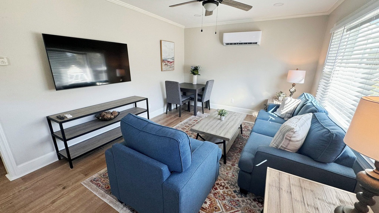 Photo of Livingroom in Danville
