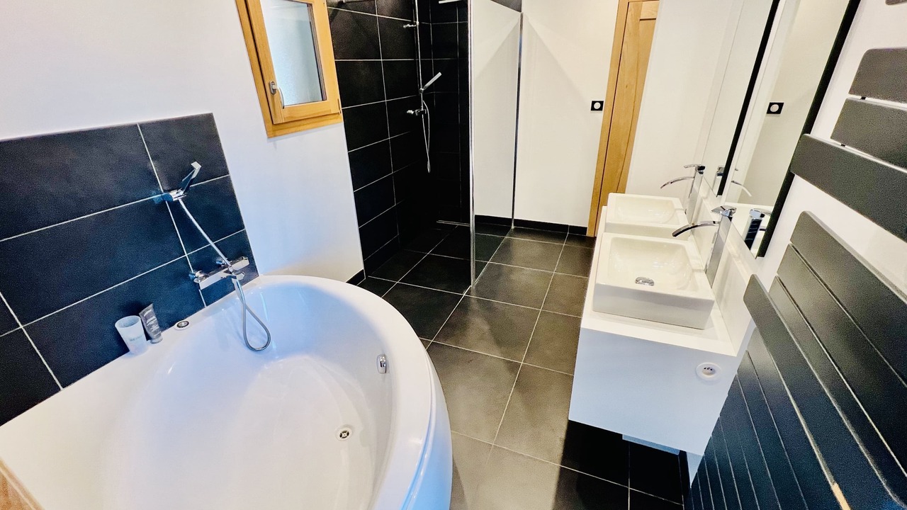 Photo of Bathroom in Granges-Aumontzey