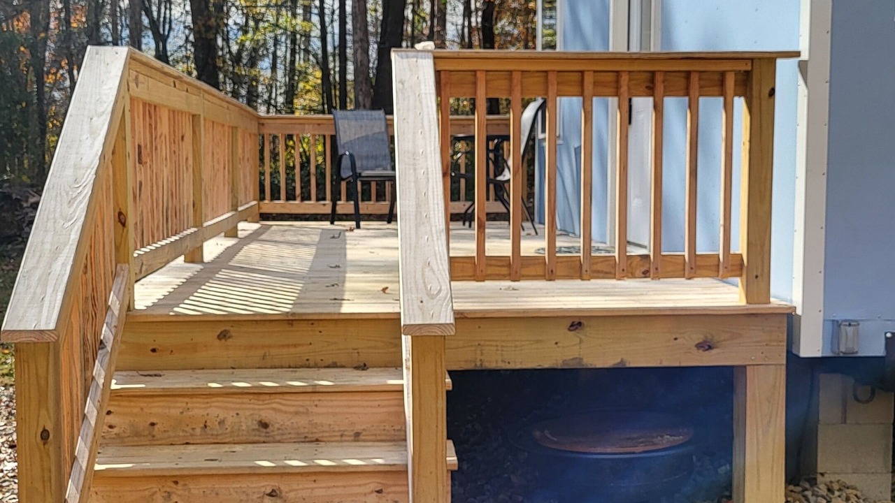 Photo of Patio Balcony in Rogersville