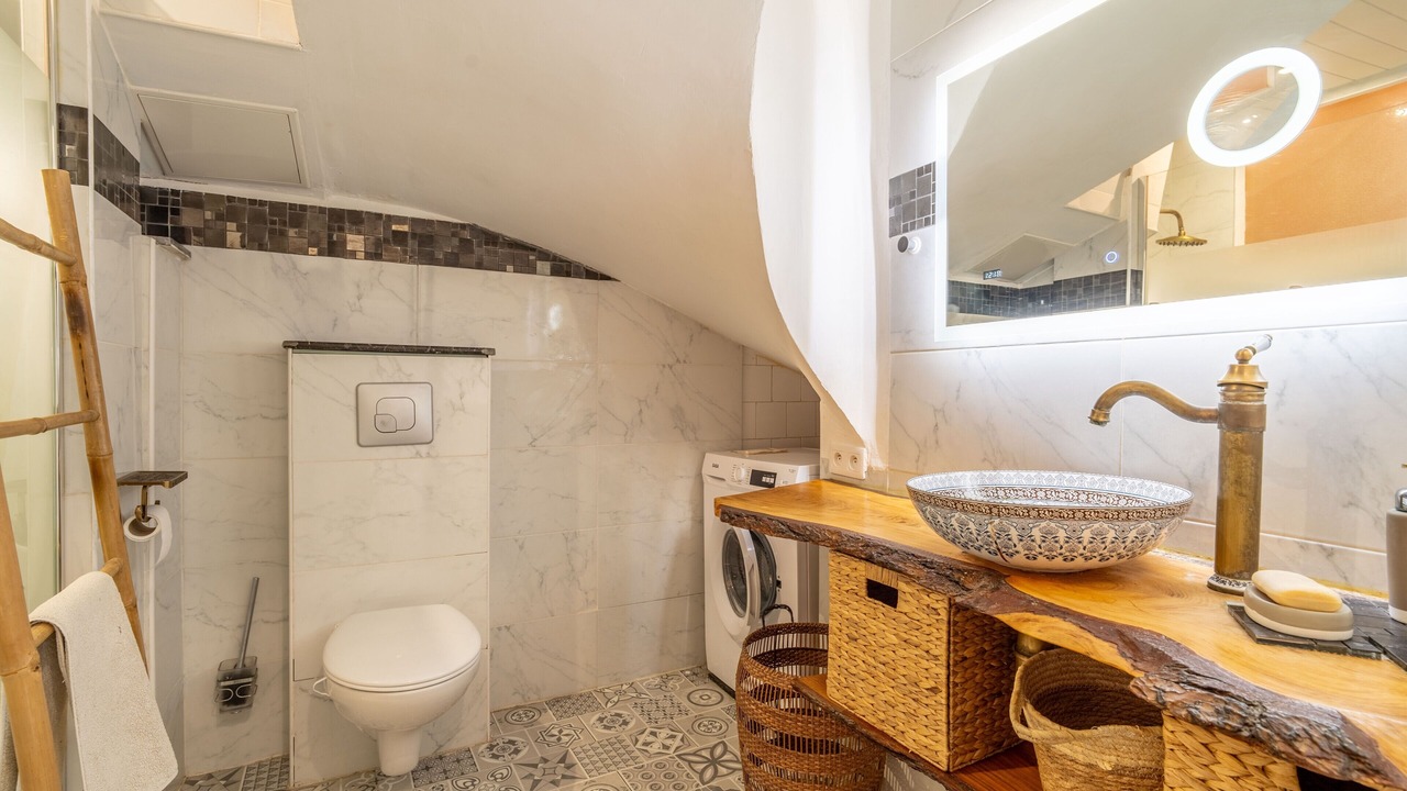 Photo of Bathroom in Cuxac-dʼAude