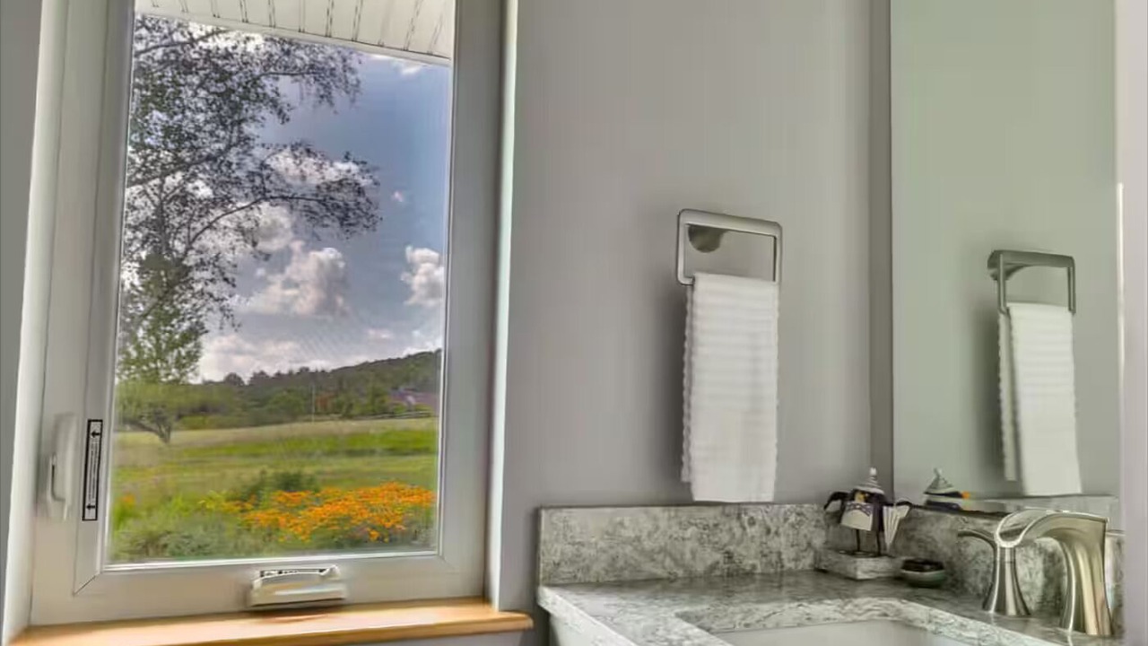 Photo of Bathroom in Brownsville