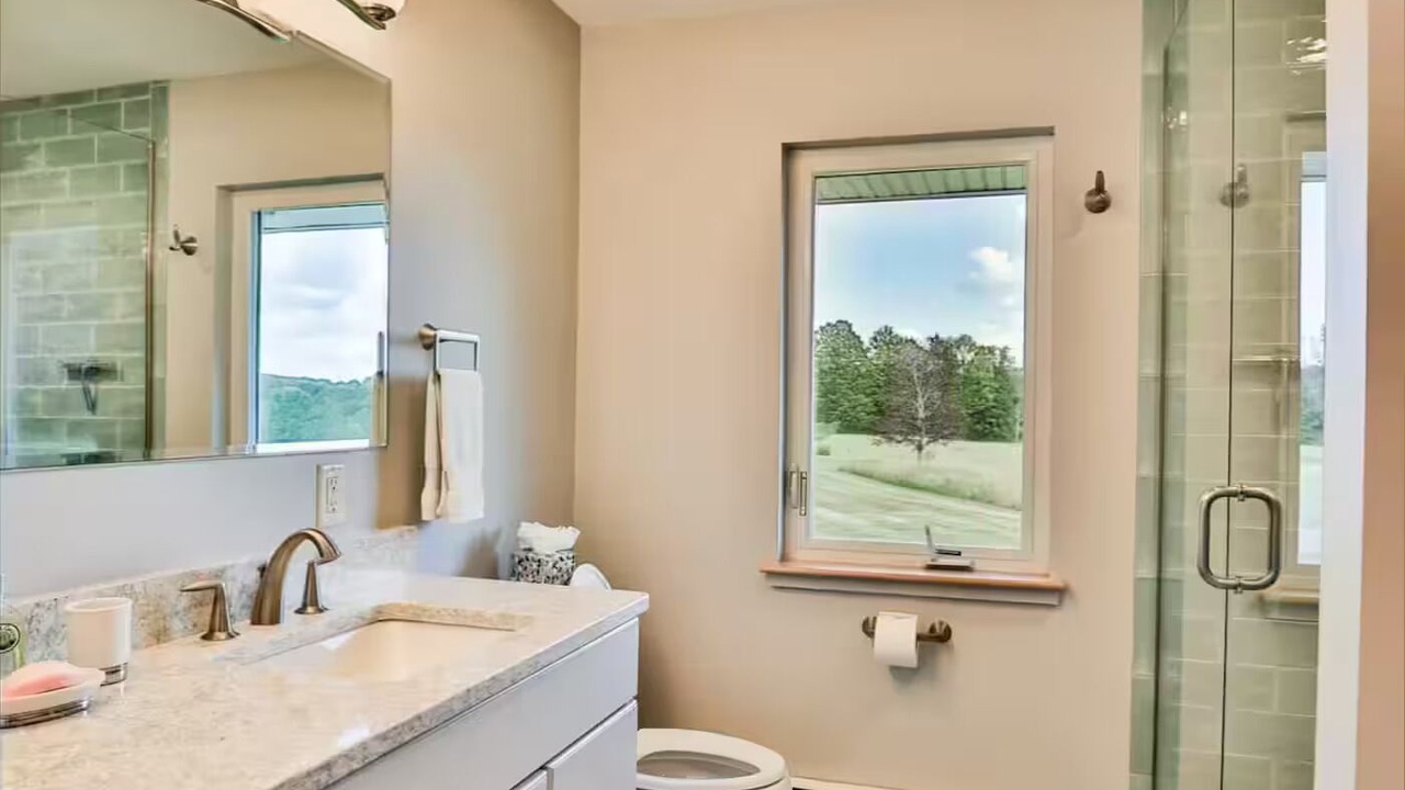 Photo of Bathroom in Brownsville