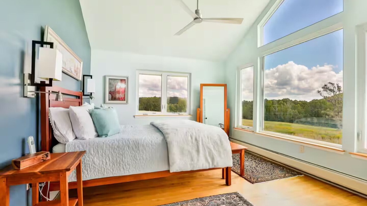 Photo of Bedroom in Brownsville