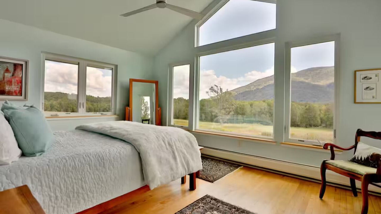 Photo of Bedroom in Brownsville