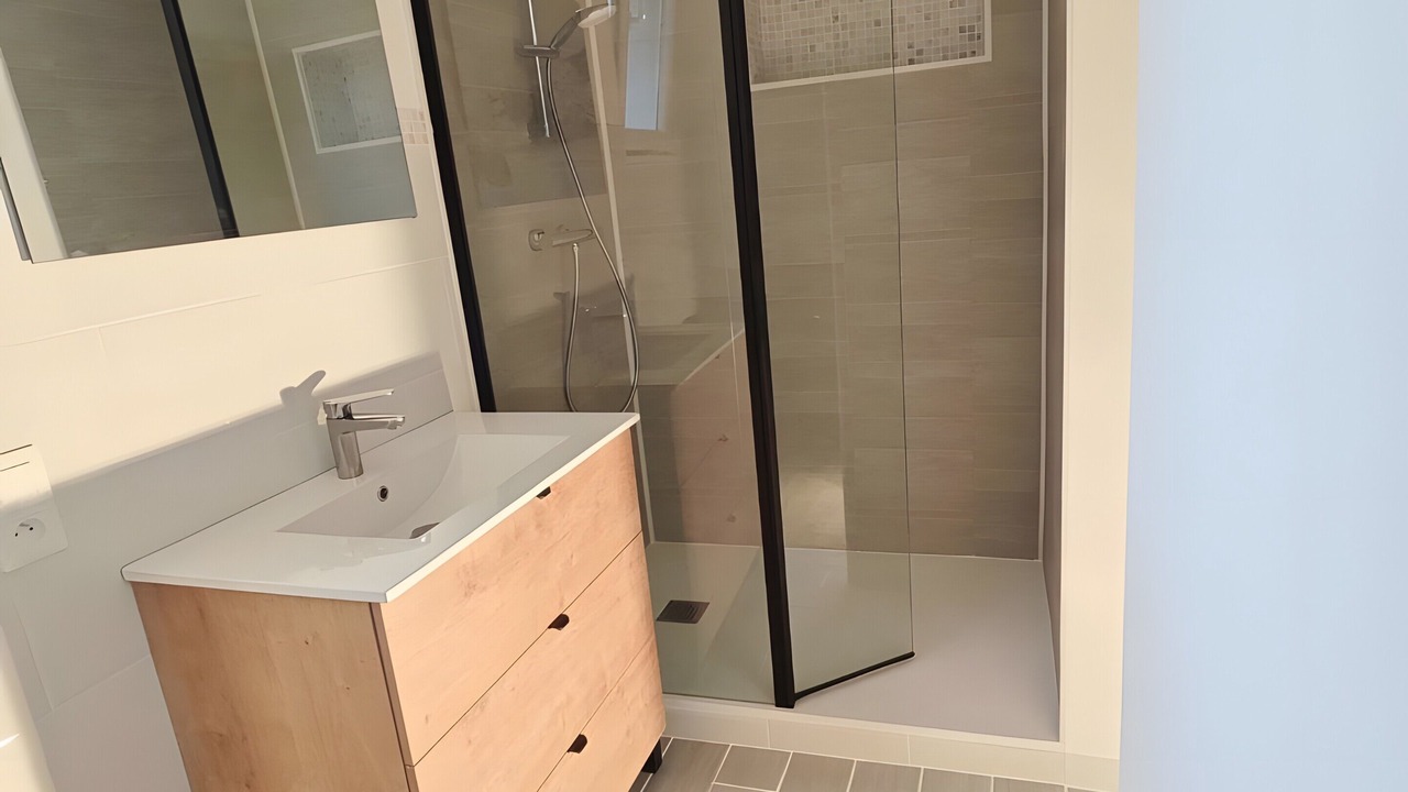 Photo of Bathroom in L'Ile-Bouchard