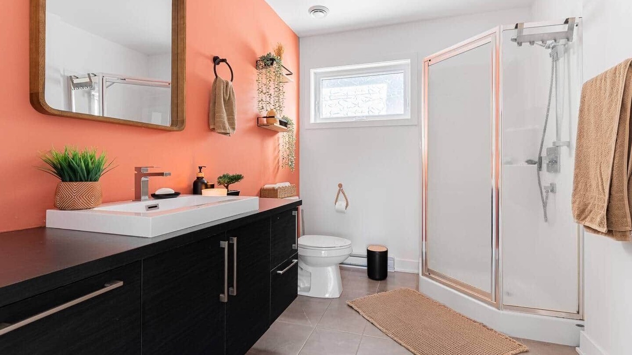 Photo of Bathroom in Lac-Swell