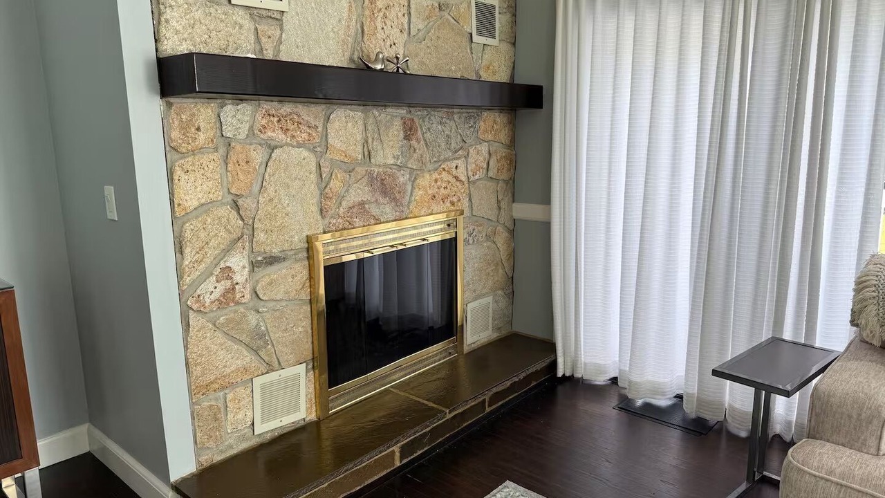 Photo of Livingroom in Norwalk