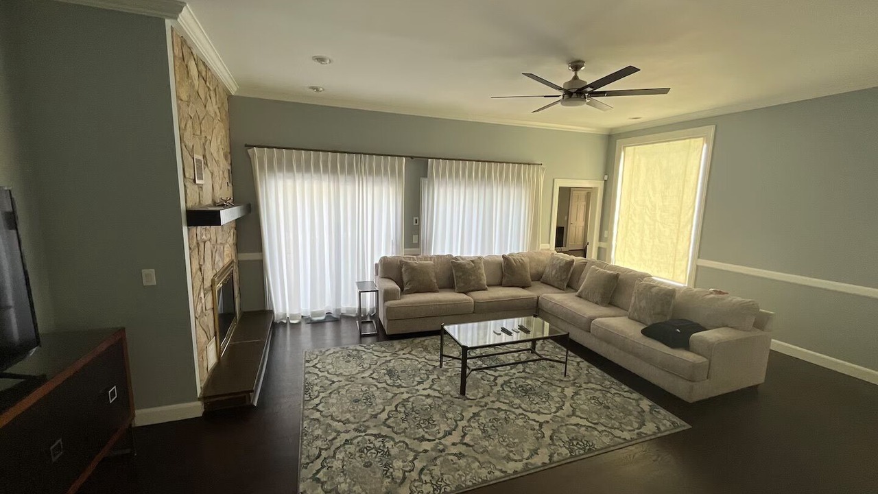 Photo of Livingroom in Norwalk