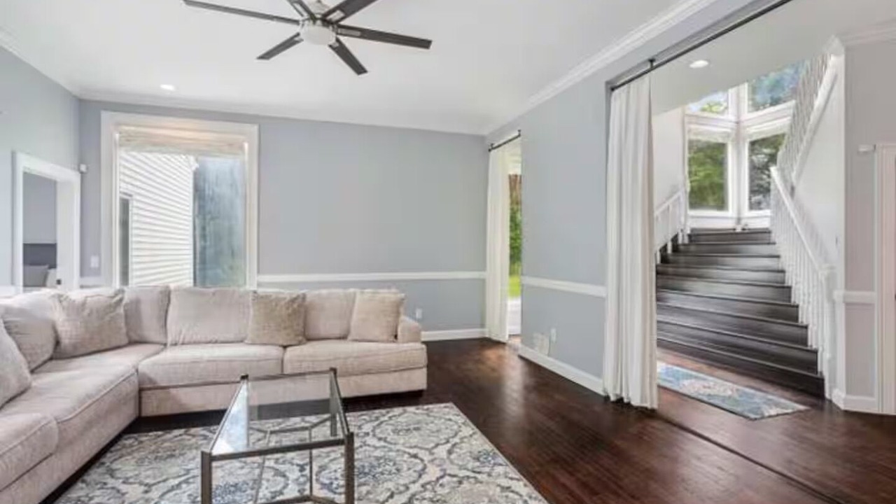 Photo of Livingroom in Norwalk