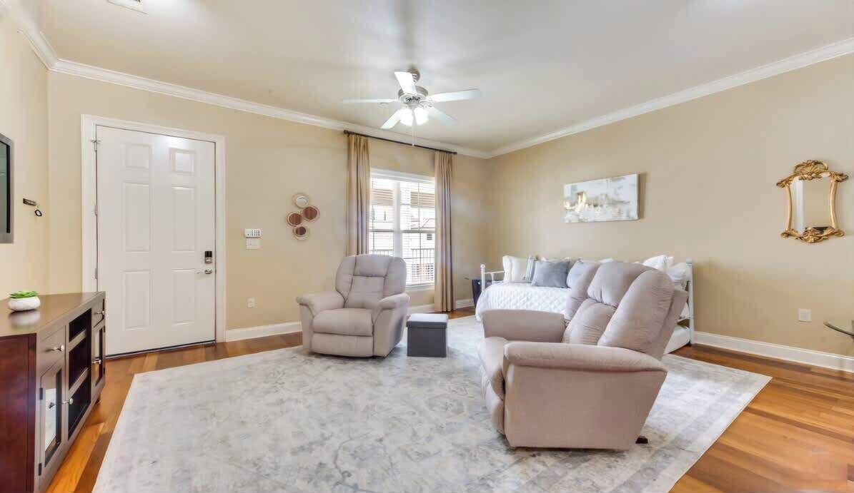 Photo of Livingroom in Highlands - Perkins