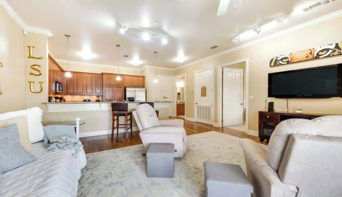 Photo of Livingroom in Highlands - Perkins