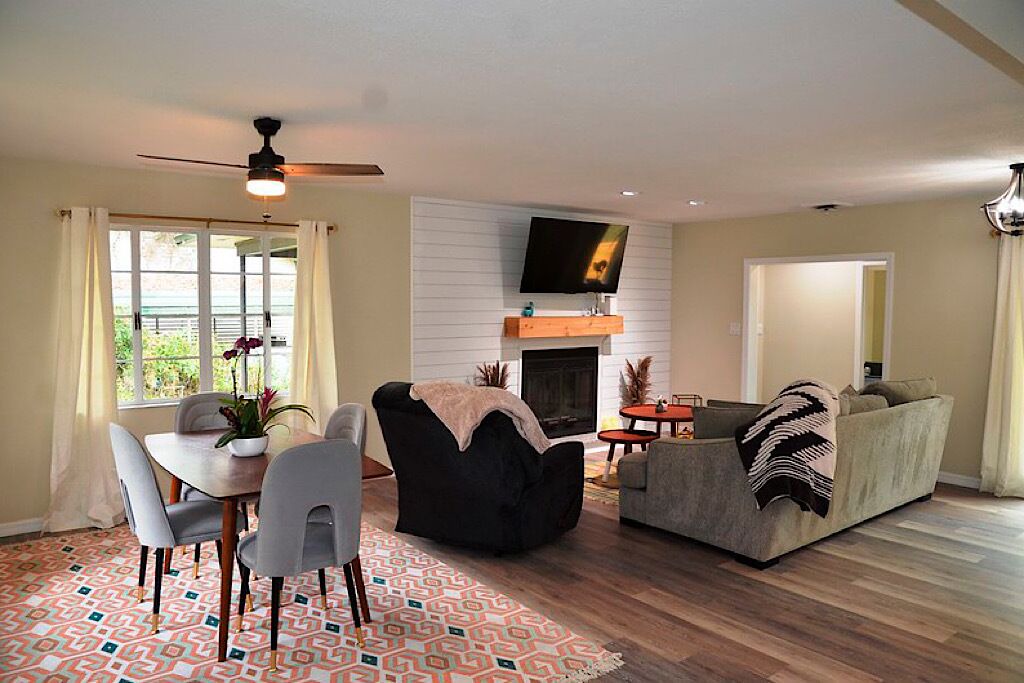Photo of Livingroom in Fort King District