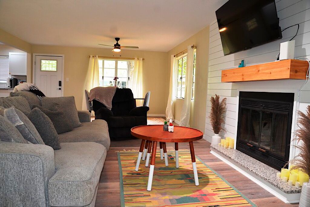Photo of Livingroom in Fort King District