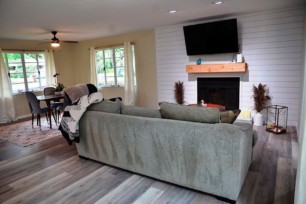 Photo of Livingroom in Fort King District