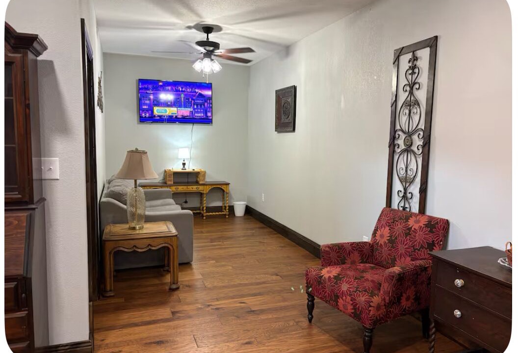 Photo of Livingroom in Vernon